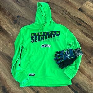 NWT Seahawks Men’s Small Hoodie- Hooded Sweatshirt with gloves